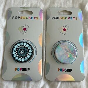 Set of 2 Popsockets NWT
